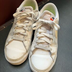 Nike women’s White and Gray Sneakers